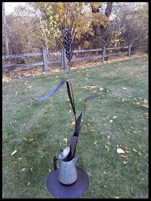 Shelly Gilmore Metal Studio / Dandelion Wine Co. Metal Art Moscow